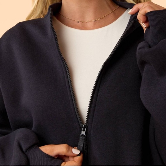 Blogilates Black Bomber - Picture 6 of 8